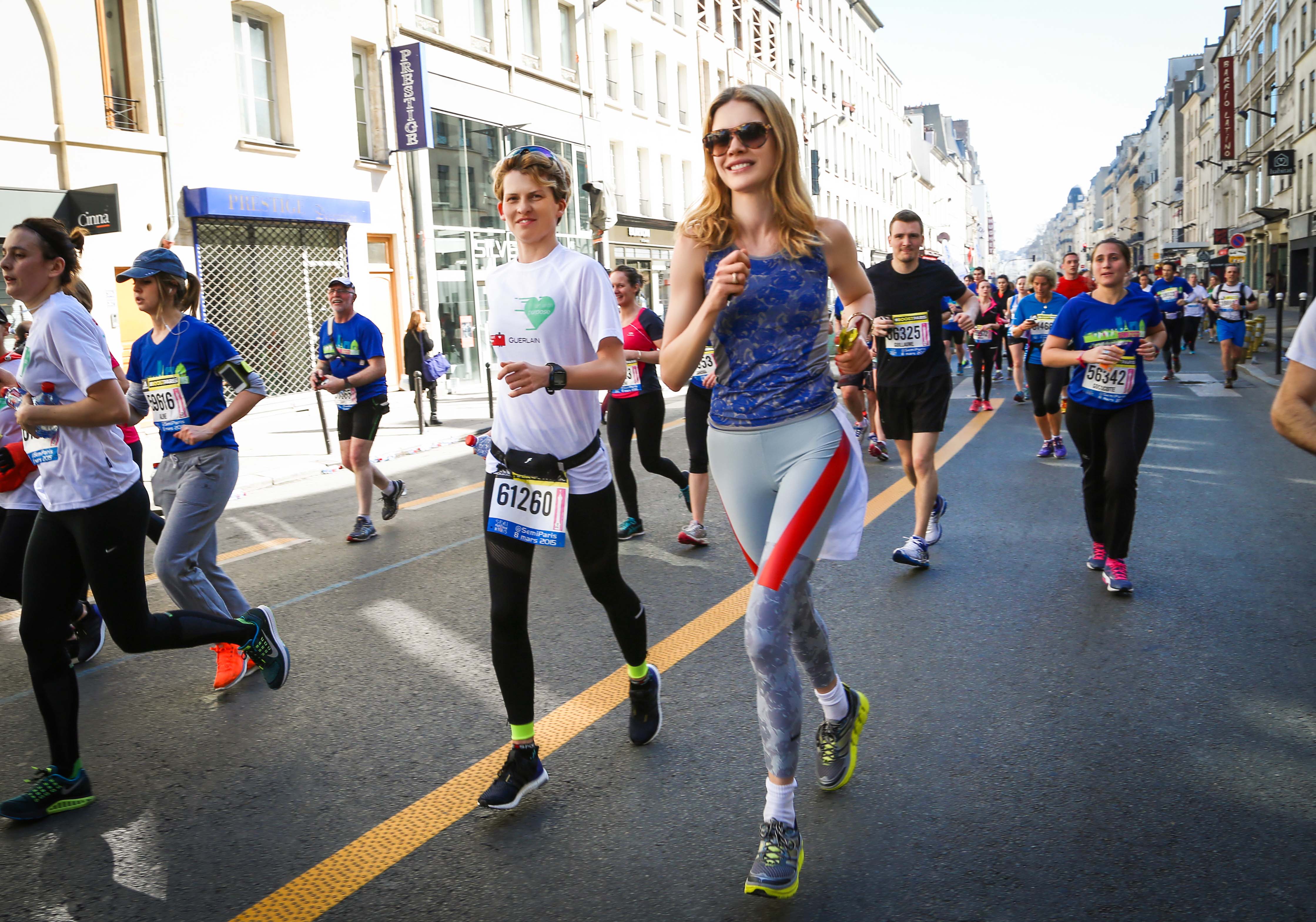 Наталья Водянова на марафоне в Москве